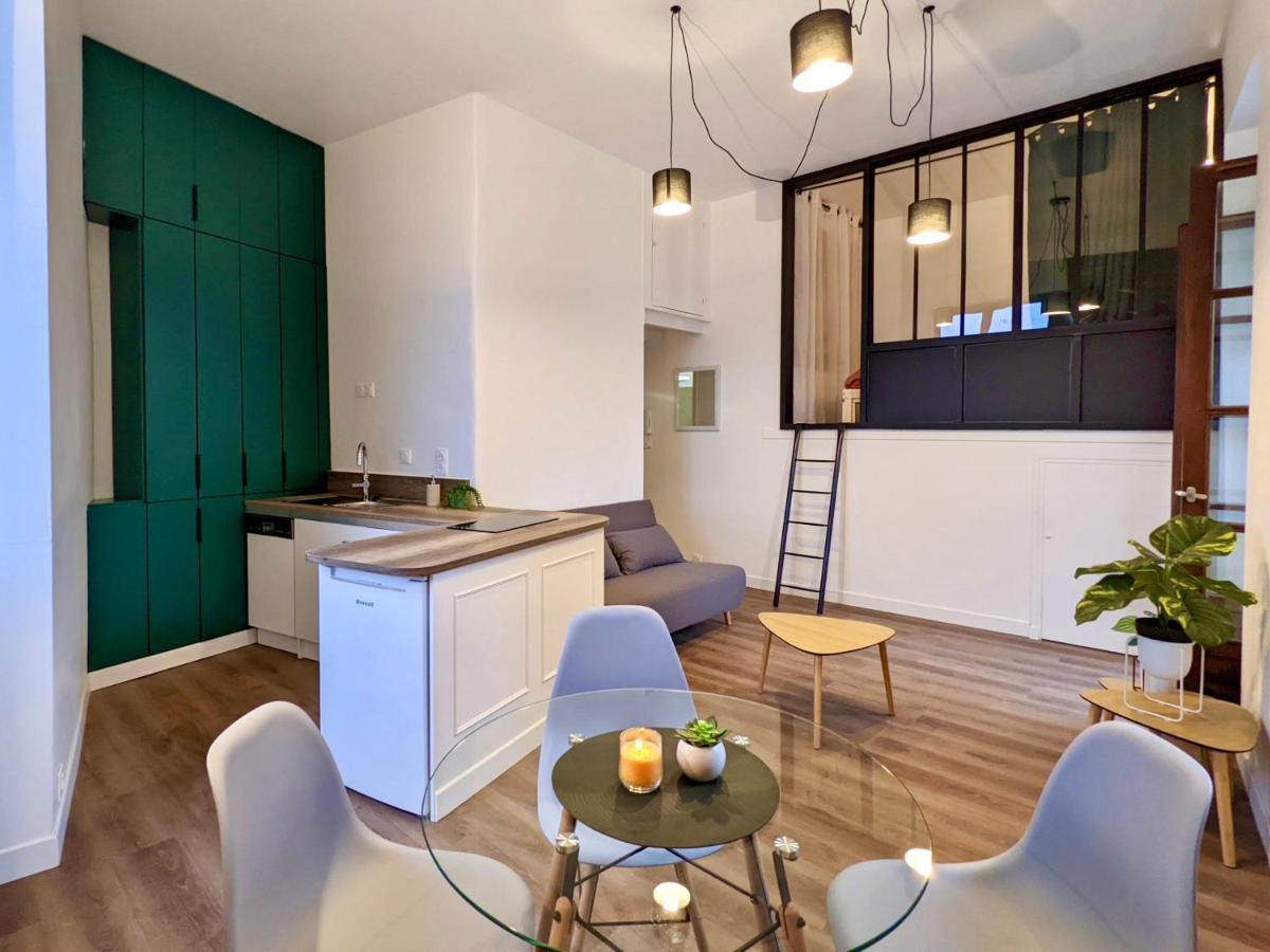 Joli Appartement De Charme Renove En Centre Ville Aubenas Eksteriør bilde