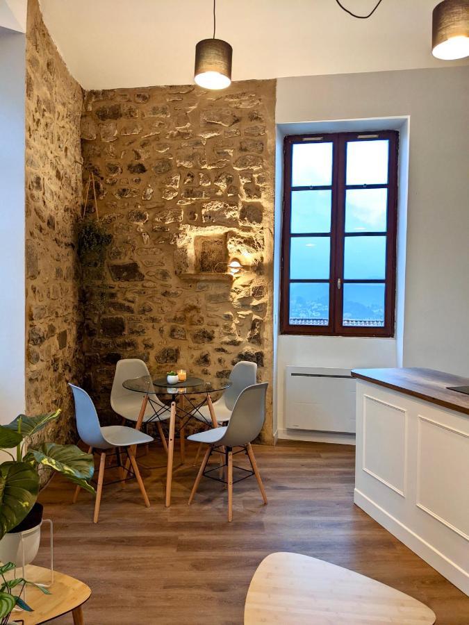 Joli Appartement De Charme Renove En Centre Ville Aubenas Eksteriør bilde